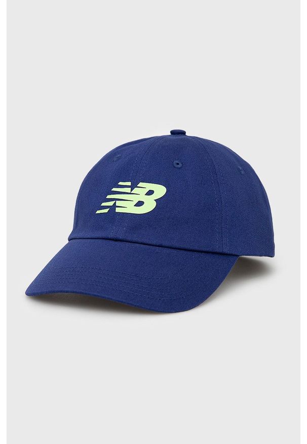 New Balance czapka bawełniana LAH13010VBE z nadrukiem. Kolor: niebieski. Materiał: bawełna. Wzór: nadruk