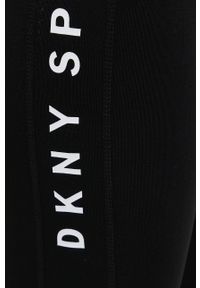 DKNY - Dkny legginsy damskie kolor turkusowy z nadrukiem. Stan: podwyższony. Kolor: turkusowy. Materiał: dzianina. Wzór: nadruk