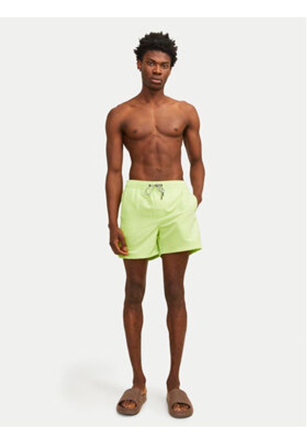 Jack & Jones - Jack&Jones Szorty kąpielowe Fiji 12253118 Zielony Regular Fit. Kolor: zielony. Materiał: syntetyk