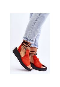 Zamszowe Sandały Na Koturnie Nicole 2743 Pomarańczowe. Kolor: pomarańczowy. Materiał: zamsz. Obcas: na koturnie #5