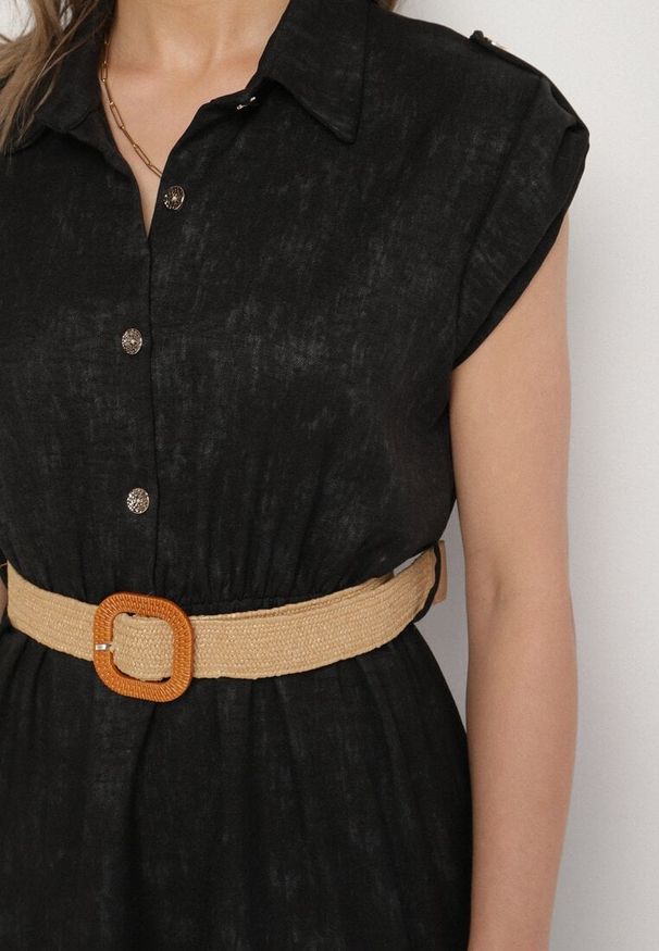 Born2be - Czarna Sukienka Ozdobiona Plecionym Paskiem i Guzikami Filianea. Okazja: na co dzień. Kolor: czarny. Materiał: jeans. Wzór: aplikacja. Styl: casual, elegancki