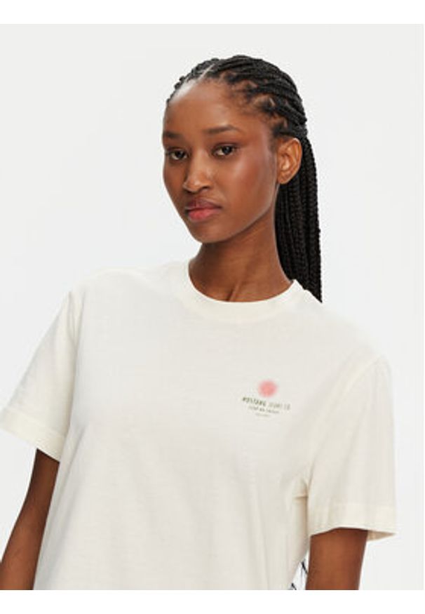 Mustang T-Shirt Floris 1016141 Écru Relaxed Fit. Materiał: bawełna