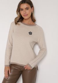 Born2be - Beżowy Sweter Ozdobiony Paskami i Aplikacją Tusanne. Okazja: na co dzień. Kolor: beżowy. Materiał: jeans. Wzór: aplikacja. Styl: casual, elegancki #2