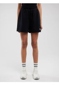 Big-Star - Szorty damskie dresowe czarne Arisala 906. Okazja: na co dzień. Kolor: czarny. Materiał: dresówka. Wzór: haft, ze splotem. Styl: wakacyjny, casual #1