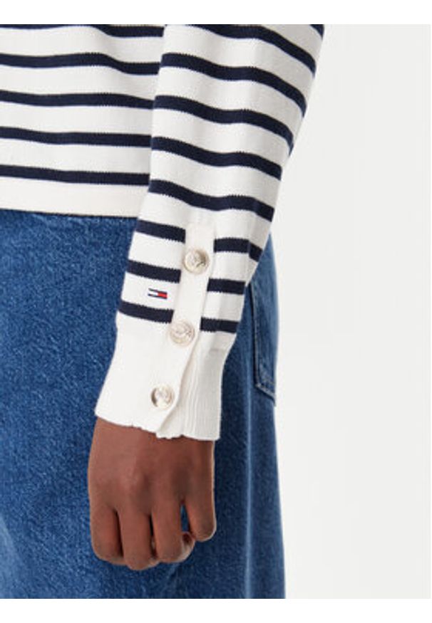 Tommy Jeans Sweter Varsity DW0DW20251 Écru Regular Fit. Kolor: kremowy. Materiał: bawełna