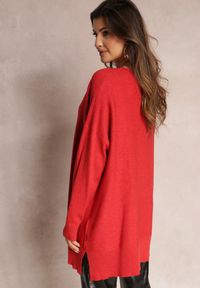 Renee - Czerwony Oversizowy Sweter o Przedłużonym Fasonie z Rękawami Typu Nietoperz Porunxa. Kolor: czerwony. Długość: długie. Sezon: jesień, zima