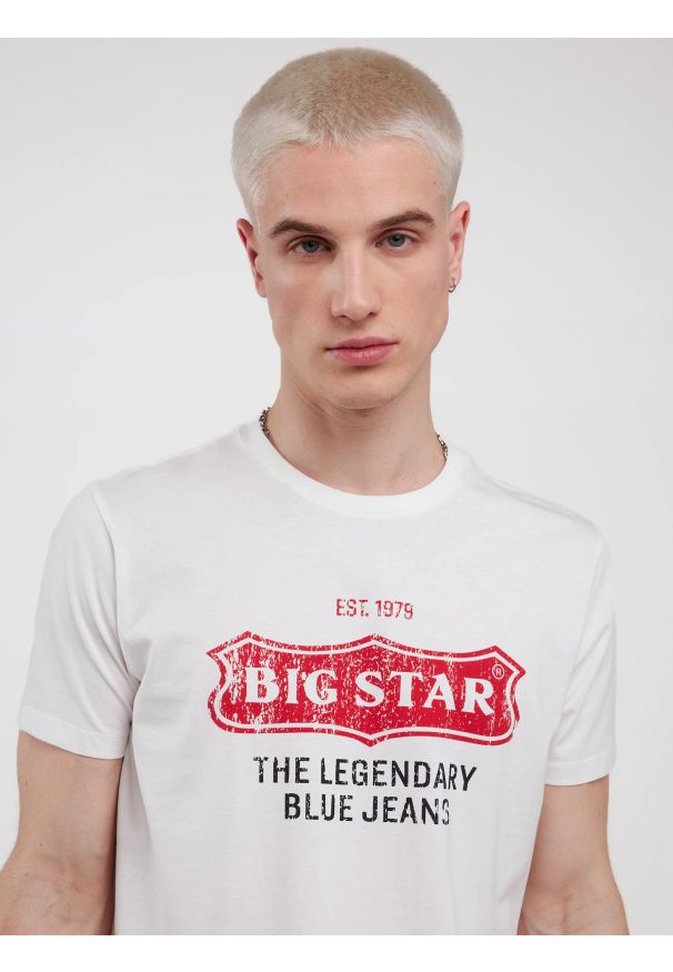 Big-Star - Koszulka męska z nadrukiem biała Millaner 101. Kolor: biały. Materiał: dzianina, jeans, skóra, bawełna. Wzór: nadruk. Styl: klasyczny
