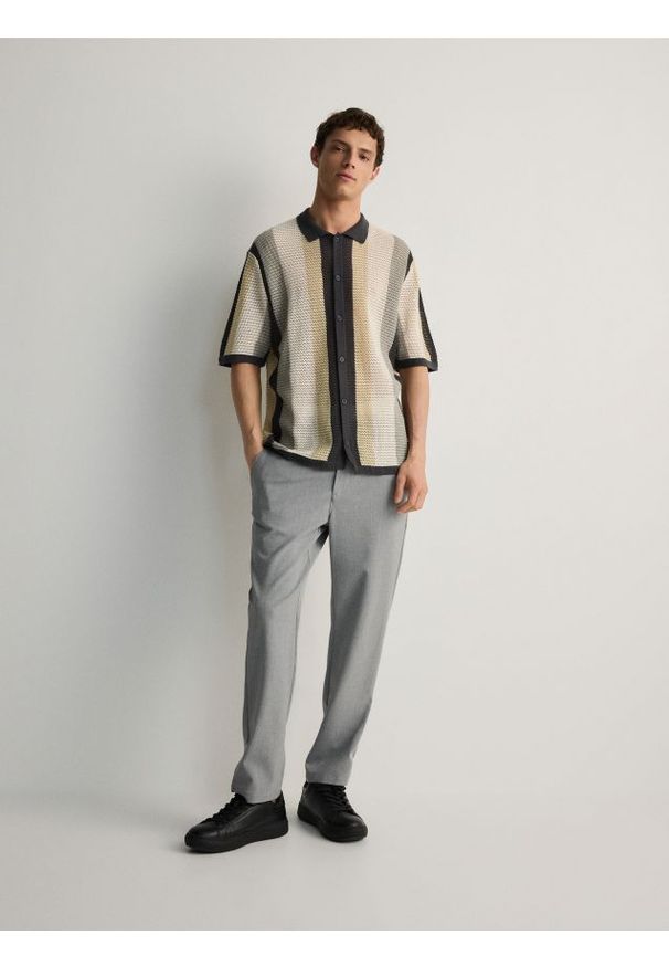 Reserved - Spodnie chino slim fit - jasnoszary. Kolor: szary. Materiał: tkanina, wiskoza