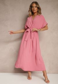 Renee - Różowa Rozkloszowana Sukienka z Bawełną i Paskiem Lunapinia. Okazja: na co dzień. Kolor: różowy. Materiał: bawełna. Styl: casual