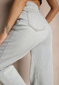 Renee - Jasnoniebieskie Jeansy High Waist z Szeroką Nogawką Sesmaris. Okazja: na co dzień. Stan: podwyższony. Kolor: niebieski. Styl: klasyczny, casual #3