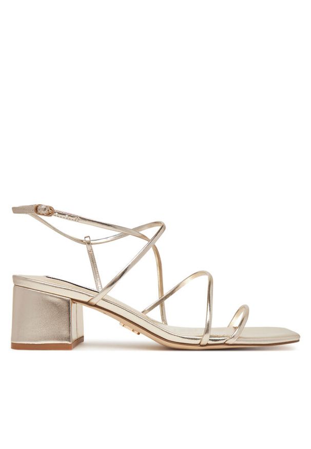 Steve Madden Sandały Remmi SM11003296 Złoty. Kolor: złoty. Materiał: skóra