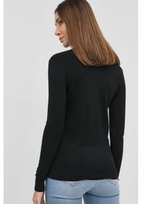 Guess Sweter damski kolor czarny. Kolor: czarny. Materiał: materiał, wiskoza, dzianina. Długość rękawa: długi rękaw. Długość: długie. Wzór: aplikacja #6