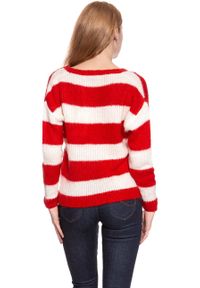 Wrangler - DAMSKI SWETER WRANGLER LOOSE KNIT FORMULA RED W8109PZWO 112132228. Typ kołnierza: dekolt w serek. Materiał: tkanina. Wzór: ze splotem #3