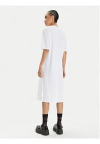 Armani Exchange Sukienka codzienna 3DYA79 YJ3RZ 1000 Biały Relaxed Fit. Okazja: na co dzień. Kolor: biały. Materiał: bawełna. Typ sukienki: proste. Styl: casual #4