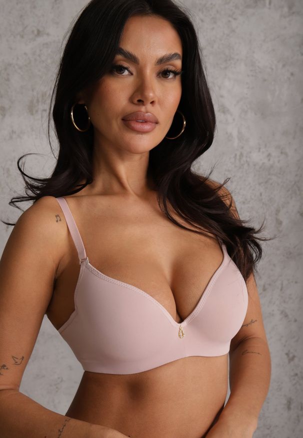 Renee - Różowy Biustonosz Push Up o Gładkim Wykończeniu z Cyrkoniową Aplikacją Claronei. Kolor: różowy. Rodzaj stanika: push-up. Wzór: gładki, aplikacja