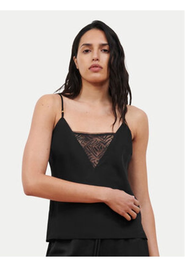 Chantelle Koszulka piżamowa C11V10 Czarny Regular Fit. Kolor: czarny. Materiał: syntetyk