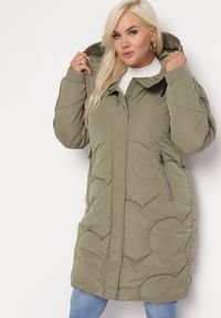 Born2be - Zielona Pikowana Kurtka z Kapturem Fariana. Typ kołnierza: kaptur. Kolor: zielony #4