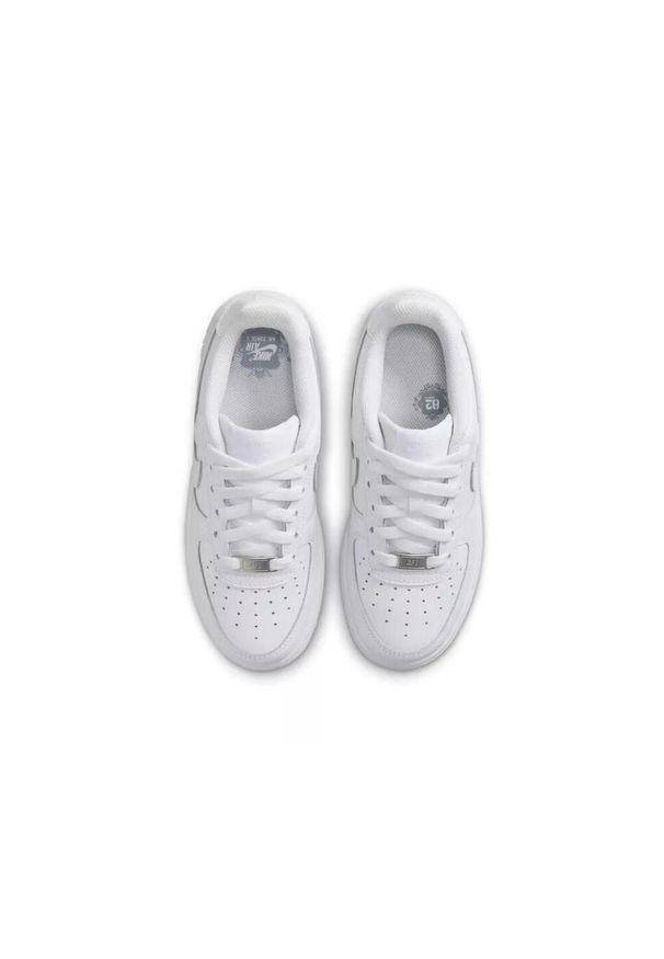 Buty do chodzenia dla dzieci Nike Air Force 1 Le (gs). Zapięcie: sznurówki. Kolor: biały. Materiał: tkanina, skóra, materiał, syntetyk. Szerokość cholewki: normalna. Model: Nike Air Force. Sport: turystyka piesza