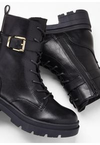 bonprix - Botki sznurowane ze sprzączką. Zapięcie: sprzączka. Kolor: czarny #3