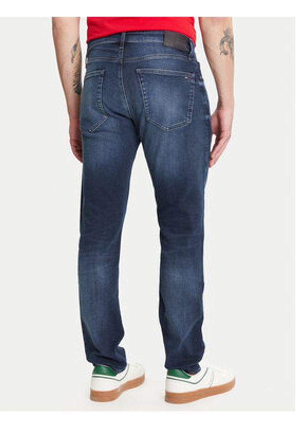 Tommy Jeans Jeansy Austin DM0DM21901 Granatowy Slim Fit. Kolor: niebieski