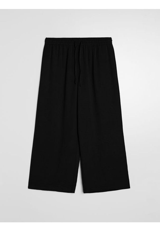Sinsay - Spodnie culotte z kieszeniami - czarny. Kolor: czarny