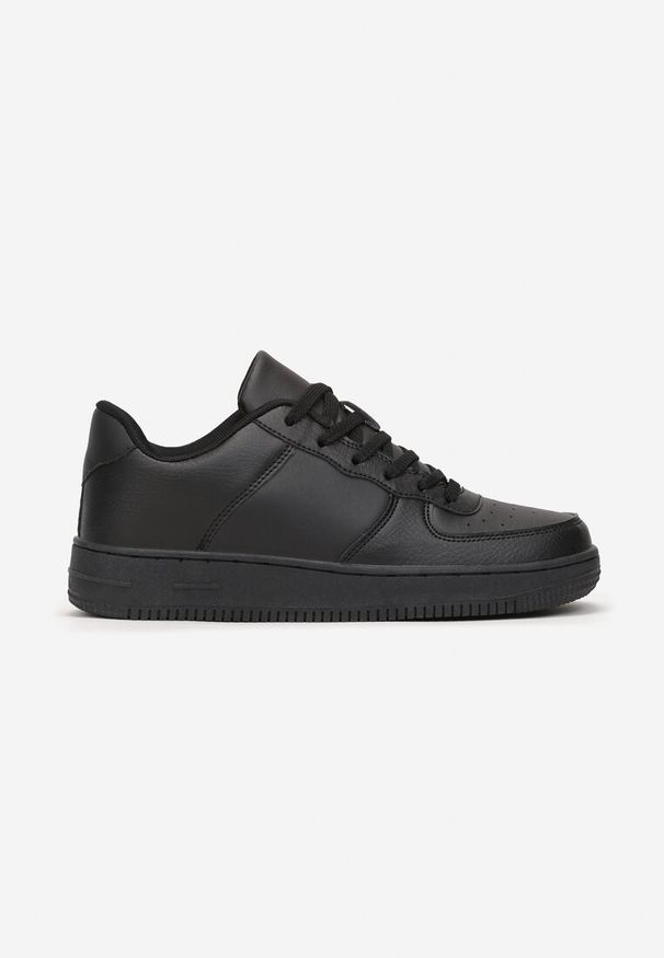Born2be - Czarne Sneakersy na Grubej Podeszwie przed Kostkę Kylen. Okazja: na co dzień, na spotkanie biznesowe. Nosek buta: okrągły. Zapięcie: sznurówki. Kolor: czarny. Wzór: aplikacja. Wysokość cholewki: przed kostkę. Materiał: denim, materiał. Obcas: na obcasie. Wysokość obcasa: niski