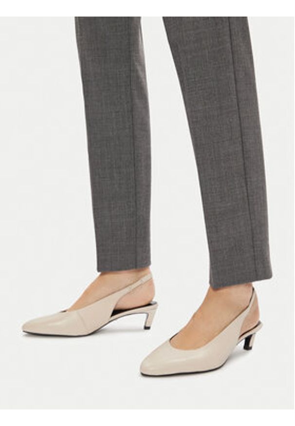 Gino Rossi Czółenka LILY-118324 Écru. Materiał: skóra