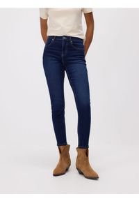 Reserved - Jeansy slim fit push up - granatowy. Kolor: niebieski. Materiał: jeans