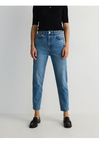 Reserved - Jeansy mom fit - niebieski. Kolor: niebieski