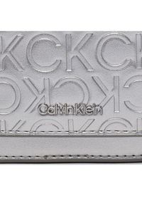 Calvin Klein Torebka Ck Must Mini Bag_Emb K60K611384 Srebrny. Kolor: srebrny. Materiał: skórzane #2