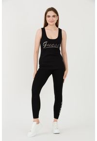 Guess - GUESS Czarny top Logo Tank. Kolor: czarny