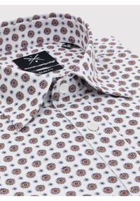 Pako Lorente - PAKO LORENTE – Biała koszula w wyrazisty wzór P23WF-1X-017-B-S. Kolor: biały. Materiał: elastan, bawełna, jeans. Wzór: nadruk, kolorowy #8