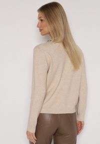 Born2be - Beżowy Sweter z Dodatkiem Kaszmiru Ozdobiony Cekinami i Cyrkoniami Vetimona. Okazja: na co dzień. Kolor: beżowy. Materiał: kaszmir. Wzór: aplikacja. Styl: klasyczny, casual, elegancki #6