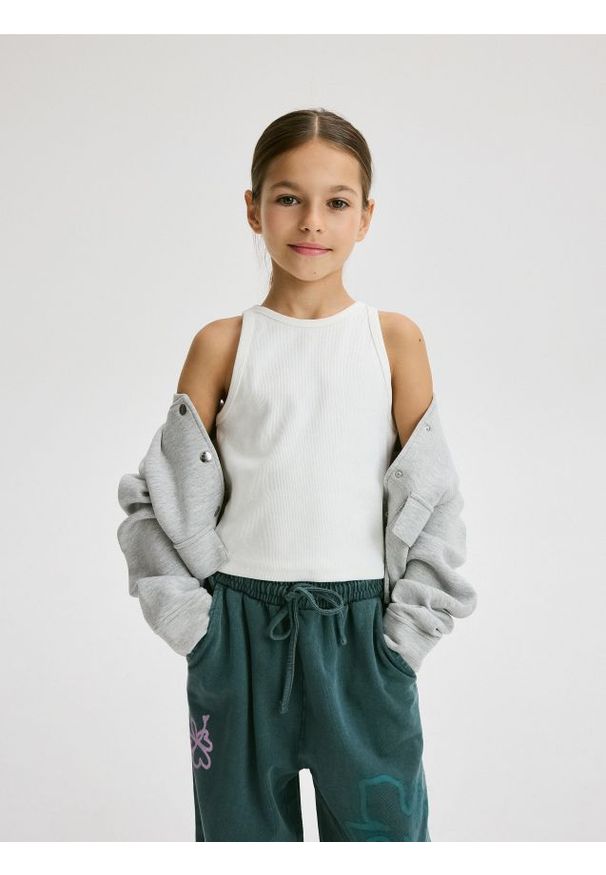 Reserved - Bawełniany top - złamana biel. Materiał: bawełna. Długość rękawa: na ramiączkach