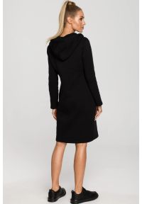 MOE - Sukienka jak długa bluza z kapturem czarna bawełna premium. Okazja: na spacer, na co dzień. Typ kołnierza: kaptur. Kolor: czarny. Materiał: bawełna. Typ sukienki: sportowe. Styl: casual, sportowy. Długość: maxi #3