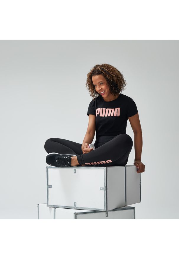 Koszulka z krótkim rękawem damska Puma Gym & Pilates. Materiał: materiał, bawełna. Długość rękawa: krótki rękaw. Długość: krótkie. Sport: joga i pilates