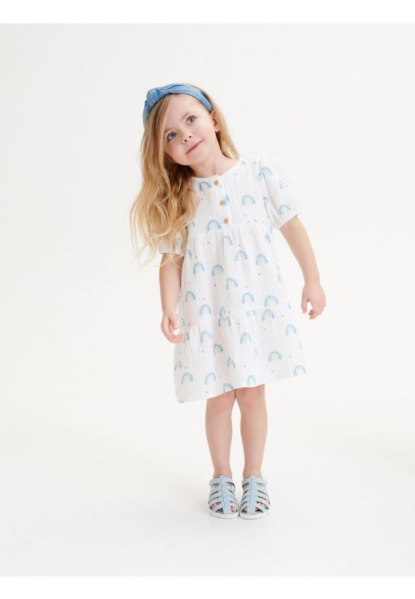 Reserved - Bawełniana sukienka z nadrukiem - biały. Kolor: biały. Materiał: bawełna. Wzór: nadruk