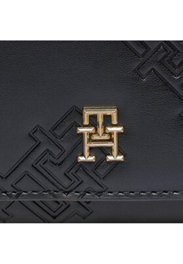 TOMMY HILFIGER - Tommy Hilfiger Torebka Th Refined Crossover Mono AW0AW15727 Czarny. Kolor: czarny. Materiał: skórzane