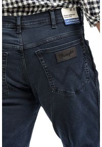 Wrangler - WRANGLER TEXAS TAPER MĘSKIE SPODNIE JEANSOWE BRUISED RIVER W12TLT364 112141166. Długość: długie. Wzór: aplikacja. Styl: klasyczny, elegancki #7