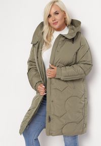 Born2be - Zielona Pikowana Kurtka z Kapturem Fariana. Typ kołnierza: kaptur. Kolor: zielony #5