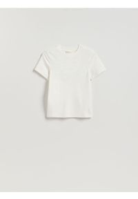 Reserved - T-shirt z aplikacjami - biały. Kolor: biały. Materiał: dzianina, bawełna. Wzór: aplikacja #1