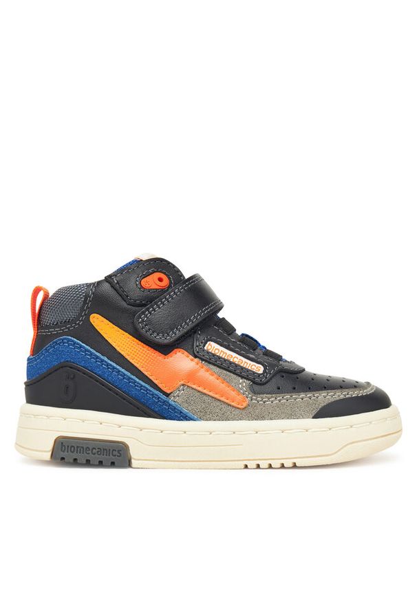 Sneakersy Biomecanics. Kolor: czarny