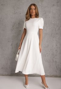 Renee - Biała Rozkloszowana Sukienka Koktajlowa VICES na Krótki Rękaw Nessesha. Okazja: na randkę, na wesele, na ślub cywilny. Kolor: biały. Długość rękawa: krótki rękaw. Styl: wizytowy. Długość: mini #1