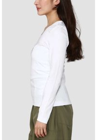 Guess - GUESS Biały damski longsleeve Embro Script. Kolor: biały. Długość rękawa: długi rękaw