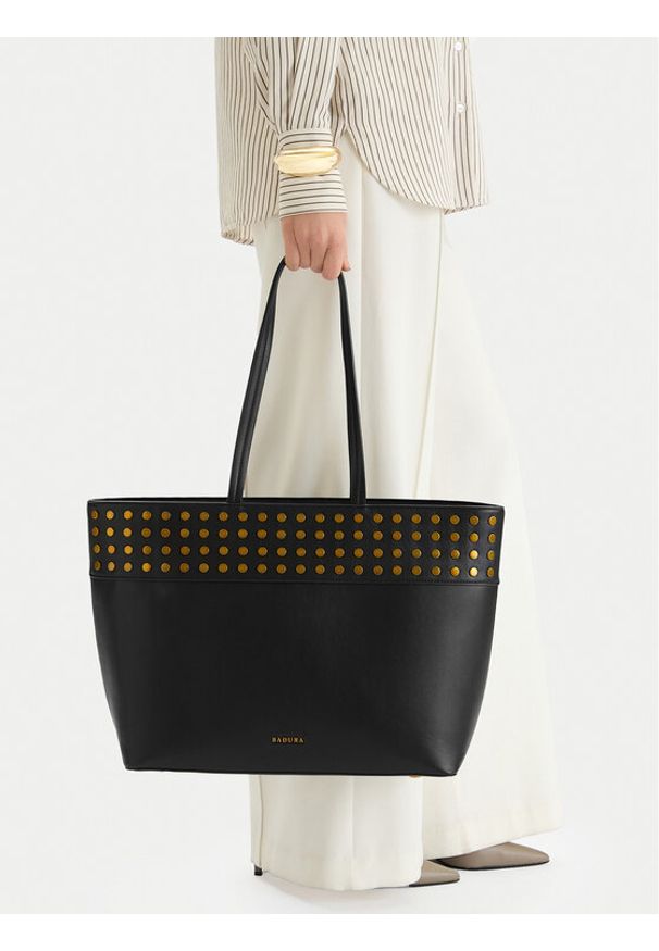 Badura Torebka C-MADIA-2533A Czarny. Kolor: czarny