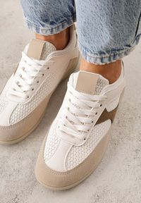 Born2be - Brązowe Sneakersy Ozdobione Geometrycznym Motywem Lamemisia. Okazja: na co dzień, na spotkanie biznesowe, do pracy. Kolor: brązowy. Wzór: geometria, aplikacja #3