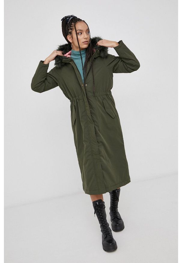 only - Only Parka damska kolor zielony zimowa oversize. Typ kołnierza: kaptur. Kolor: zielony. Materiał: futro. Sezon: zima
