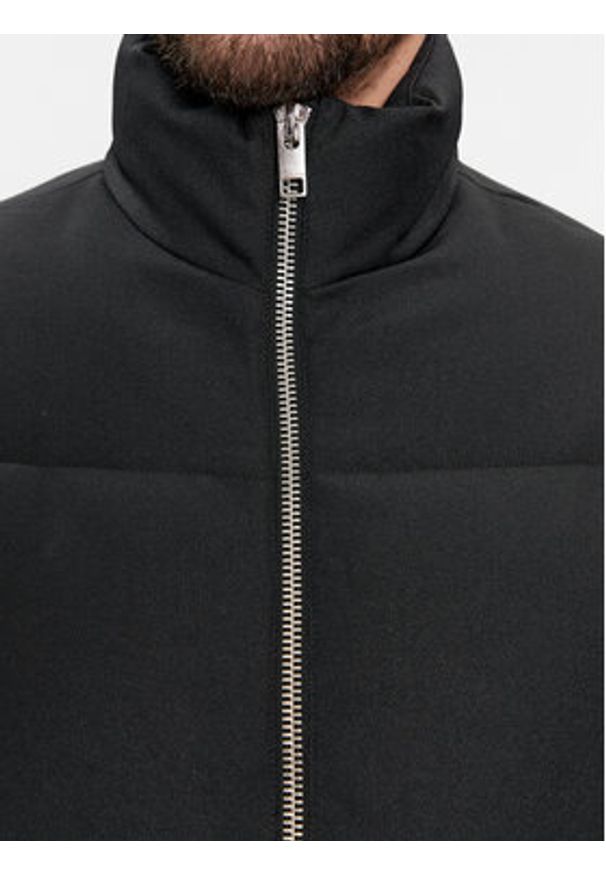 Jack & Jones Kurtka zimowa 12236056 Czarny Regular Fit. Kolor: czarny. Materiał: syntetyk. Sezon: zima