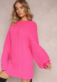 Renee - Fuksjowy Długi Sweter Ozdobiony Drobnym Splotem Killoe. Kolor: różowy. Materiał: jeans. Długość: długie. Wzór: ze splotem, aplikacja #5