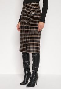 Born2be - Czarno-Beżowa Ołówkowa Tweedowa Spódnica w Kraciasty Wzór z Guzikami Anitusa. Okazja: na co dzień. Kolor: czarny. Materiał: jeans. Styl: klasyczny, casual, elegancki #1